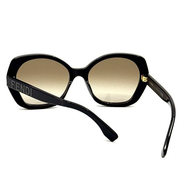 New, FENDI Sunglasses FE40112I 01F Authentic - Picture 11 of 12